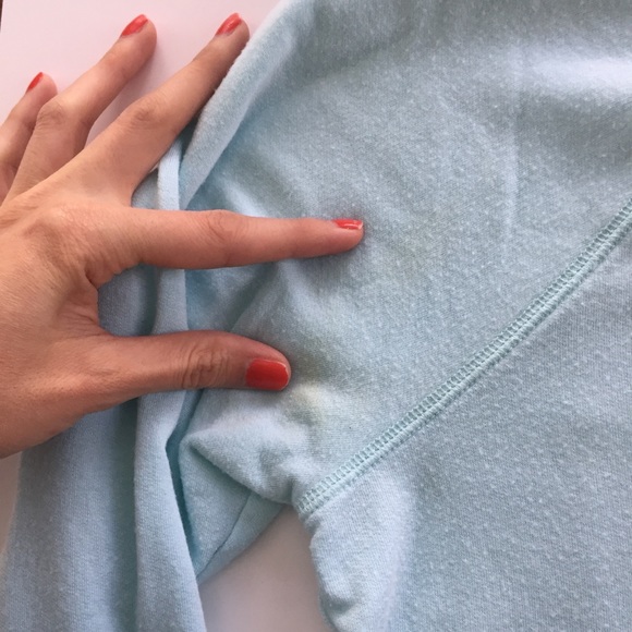 Athleta light blue cross cross hem long sleeve top - Picture 5 of 13